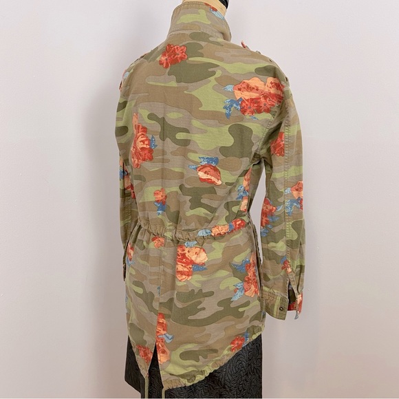 Army Green Camouflage Rose & Blue Floral Utility Anorak Jacket Size S - Picture 8 of 11